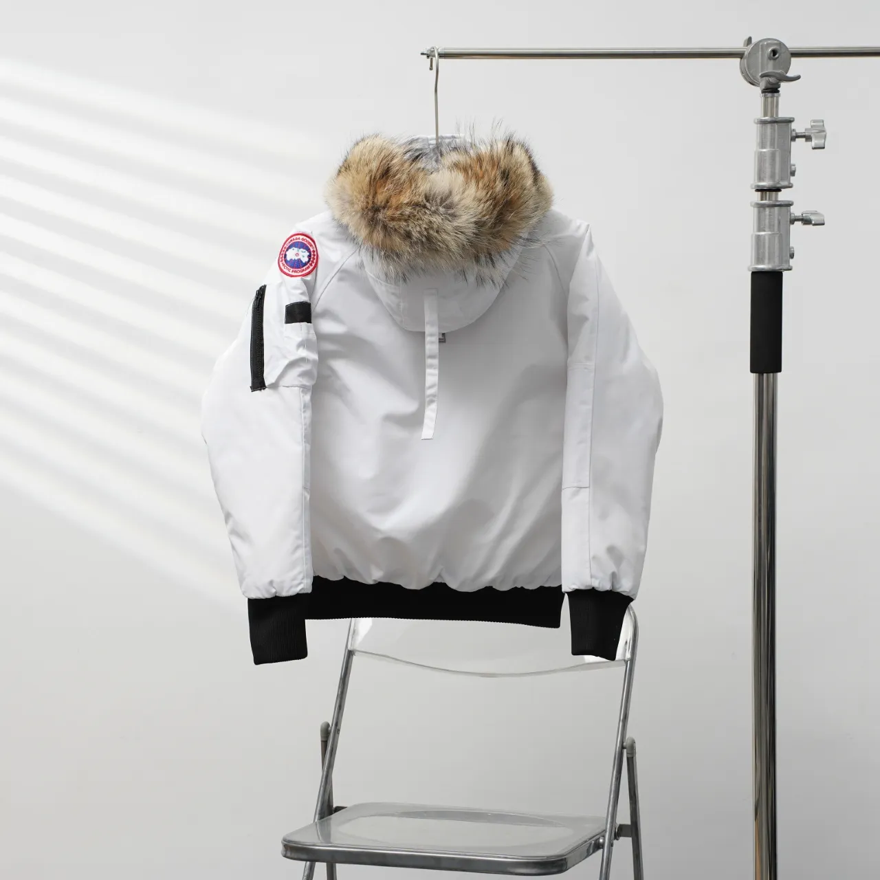 P760 CANADA GOOSE丨Canada Goose 02 hooded fur collar down jacket Color: Beichen White Size: XS-XL
